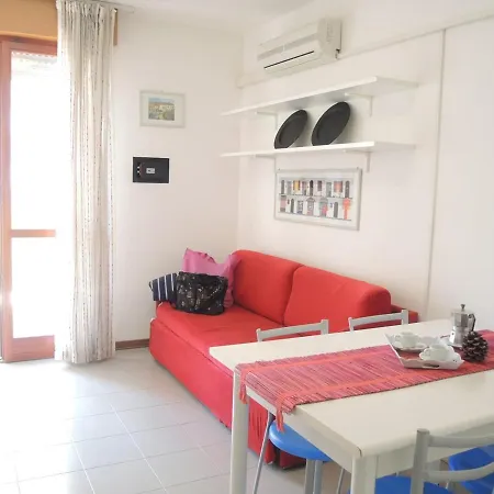 Comfortable With A Shared Pool-beahost * Μπιμπιόνε