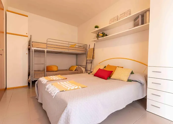 Apartment Comfortable With A Shared Pool-beahost *