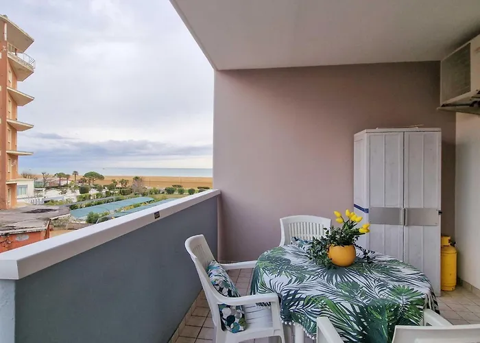 Comfortable With A Shared Pool-beahost * Bibione