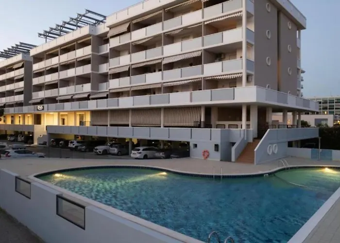 Comfortable With A Shared Pool-beahost Daire Bibione